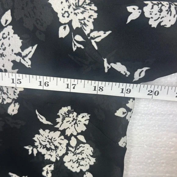 Vintage Kathy Che Black White Floral‎ Print Button Up Shirt Blouse Top Size S - Picture 7 of 10